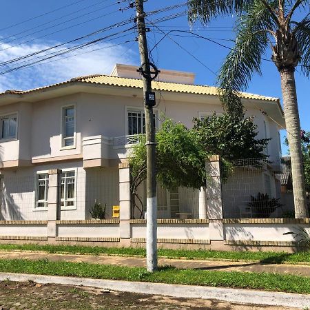 Belo espaço em Torres Extérieur photo